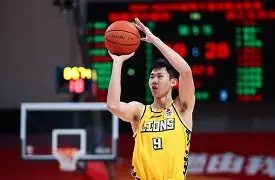 高诗岩19分山东胜浙江胡金秋22分广厦胜宁波(高诗岩 胡金秋)