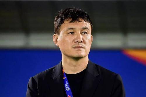 安博体育-关于山东泰山21岁后卫杨瑞琦租借加盟梅州客家的信息