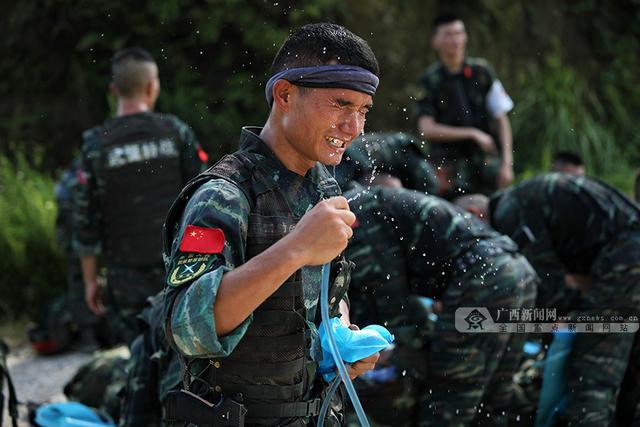 安博体育-包含鏖战五局，战马战队终于连下两城，教练激动落泪的词条