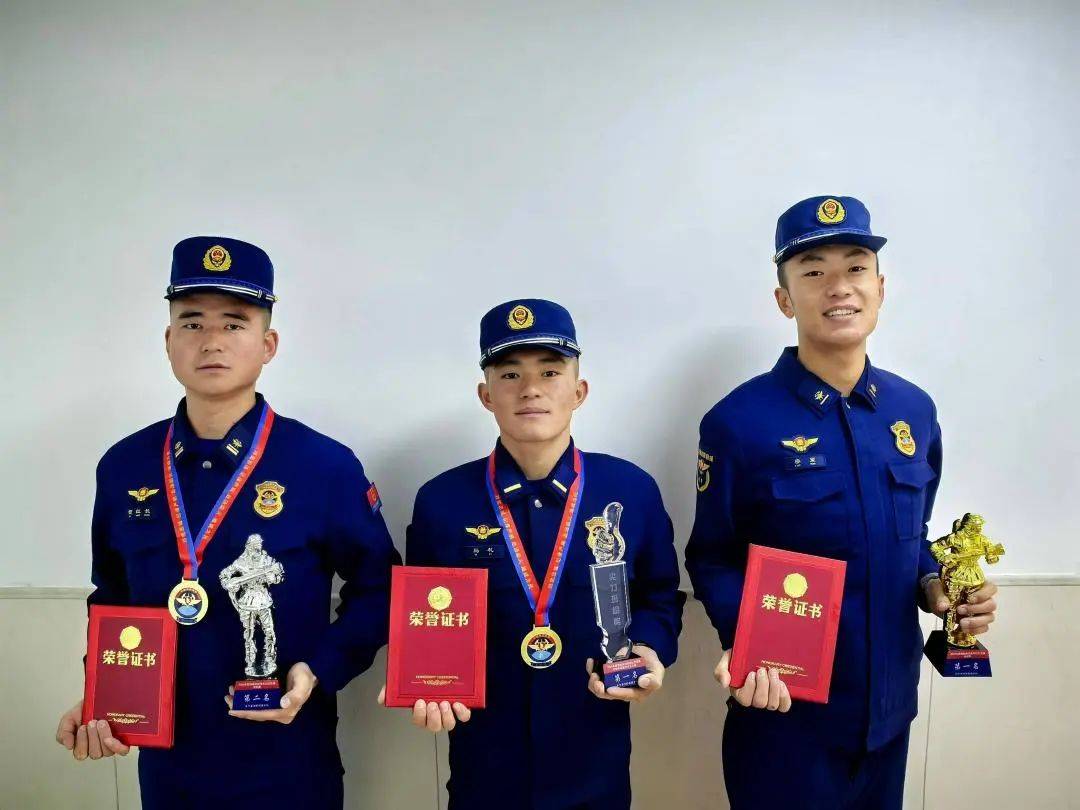 包含四川主场失利，向胜利进发的词条